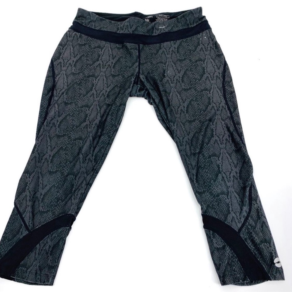 Avia Capri Crop Leggings